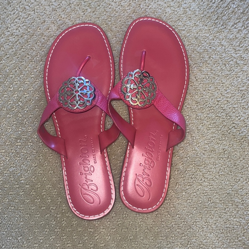 Brand new Brighton hot pink leather flip flops size 9 narrow